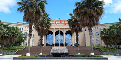 成都文理學(xué)院繼續(xù)教育學(xué)院空乘專業(yè)職業(yè)教育怎么樣？招初中生嗎？