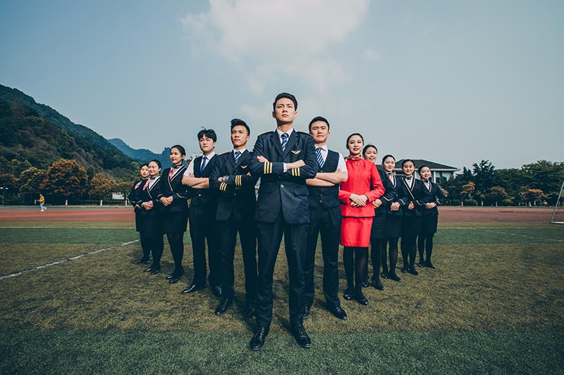 怎樣報(bào)考空乘學(xué)校？