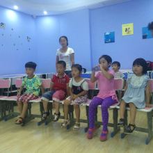 大冶市瘋狂龍博士教育咨詢中心 引領教育創新，助力學子成長